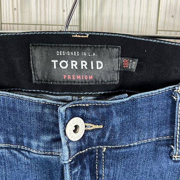 Torrid Premium Bombshell Skinny Jeans - Picture 3 of 7